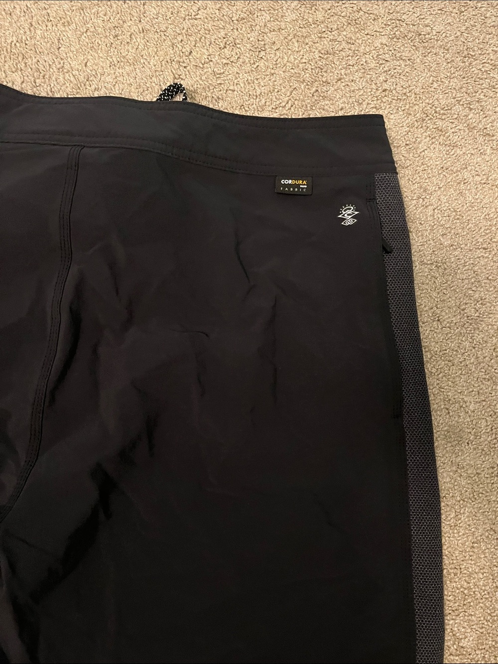 Rip Curl Black Men's Board Shorts with Subtle Side Panels 38 - Picture 6 of 7